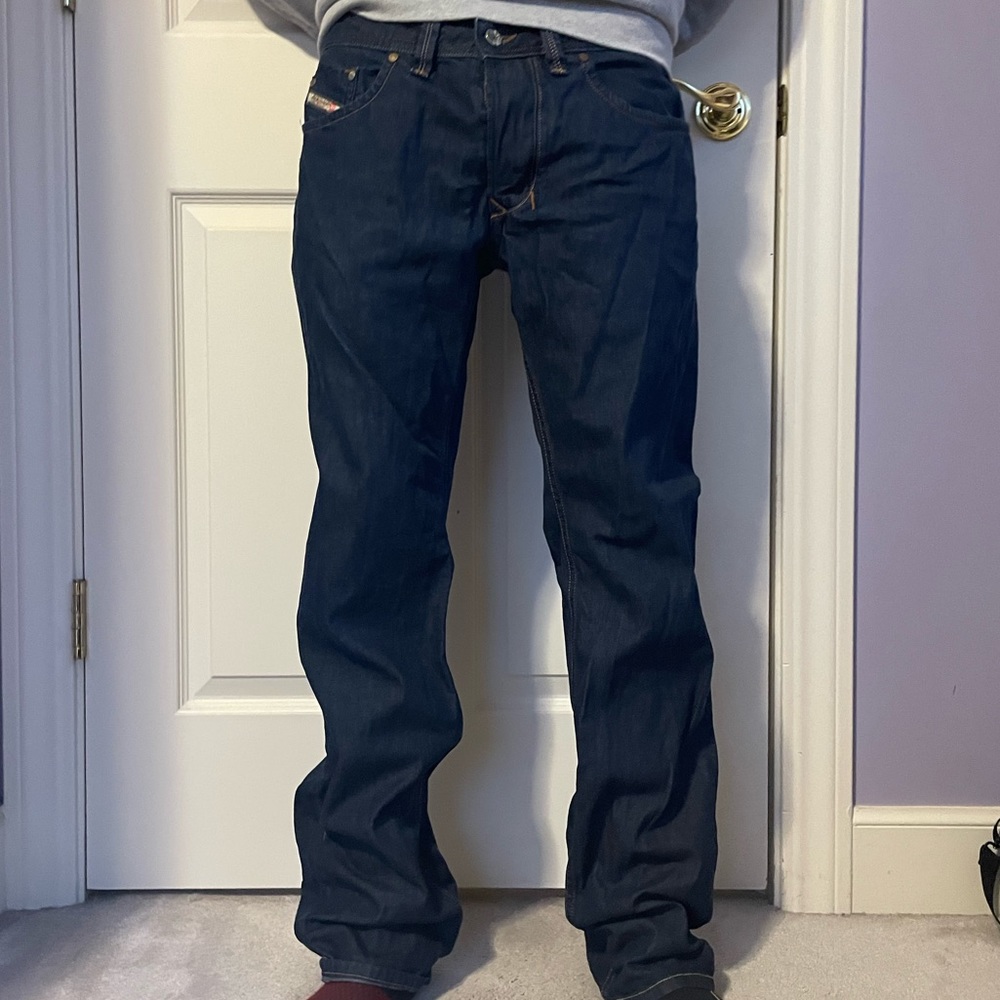 DARK WASH DIESEL INDUSTRY STRAIGHT LEG JEANS LARKEE